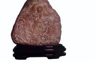 李大娘在湖南长沙意外发现一块价值200万的云锦石，距今已有3000年历史。