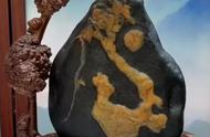 湖南永州金纹奇石：一幅三画面的艺术品