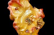 蛋白玛瑙《金鸡红运》象形石：一种极品的收藏品
