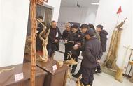 天姥根艺协会在新昌县儒岙镇举办根雕艺术展览