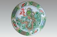 五彩龙纹盘：清康熙时期的瑰宝