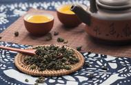 乌龙茶的魅力：绿叶的多样性与选择