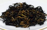 探索茉莉红茶：为何传统茉莉花茶都以绿茶为基底？