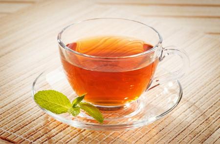 红茶是否属于热性食品？经常饮用会导致上火吗？