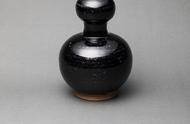 北宋耀州窑黑釉窑变葫芦瓶：稀世珍宝的艺术魅力