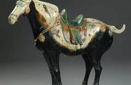 揭秘唐三彩黑釉马的独特魅力与历史价值