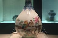 玉壶春瓶：瓷器中的女神形象揭秘