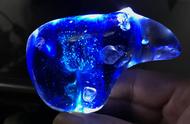 汉代宝石蓝水晶圆雕熊：解读千年前的独特艺术珍品