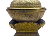 博物馆里的神秘故事：骷髅碗与嘎巴拉碗的清代藏传佛教法器