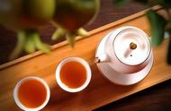 茶圈怪象揭秘：老茶客们为何偏爱3款廉价茶？