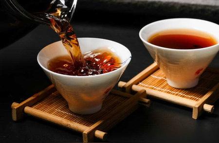 茶叶的保质期是多久？存放多年的红茶、绿茶和普洱茶还能饮用吗？