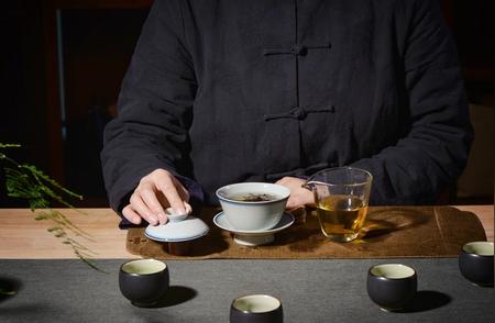 全球茶叶热潮：揭秘茶文化的魅力，让你重新燃起品茗的热情