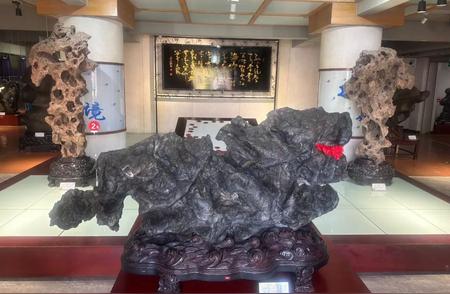 五一假期栖霞旅行指南：不容错过的奇石博物馆展览！