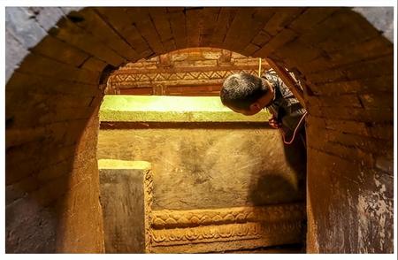 2014年，遵义发现一座金碧辉煌的古墓，墓主究竟是谁？