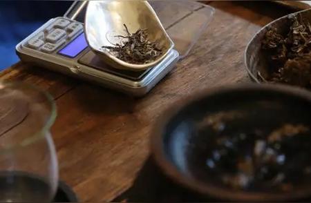 武夷岩茶：揭秘其独特香气的奥秘
