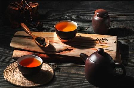 泡茶指南：七个步骤让你变身茶艺专家！
