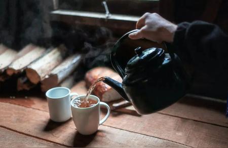 品味饮茶：探寻圆满的智慧