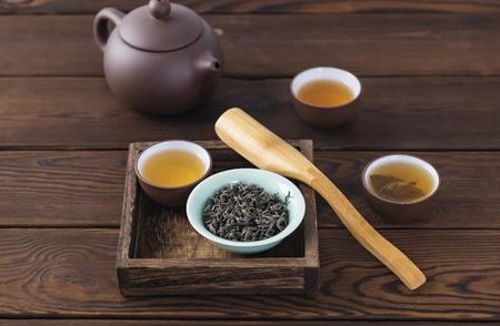 揭秘茶盘材质：为何它是选择茶盘时的关键？