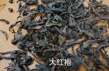 乌龙茶的魅力：品茗岩茶的喜悦